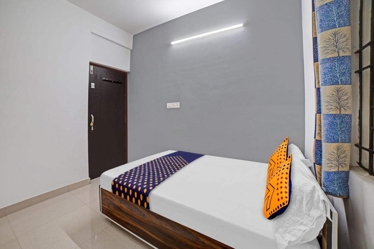 Spot On 81164 San International Hotel بنغالور المظهر الخارجي الصورة
