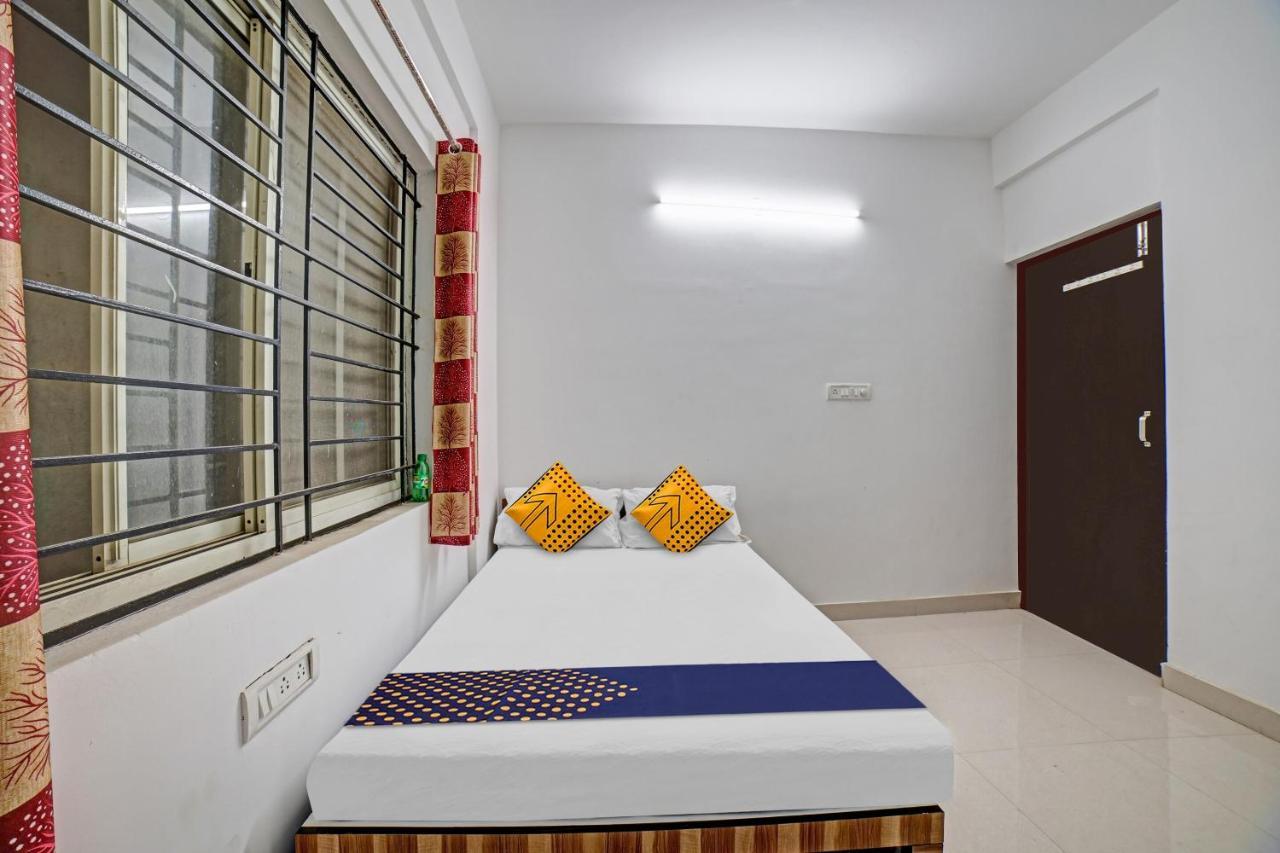 Spot On 81164 San International Hotel بنغالور المظهر الخارجي الصورة